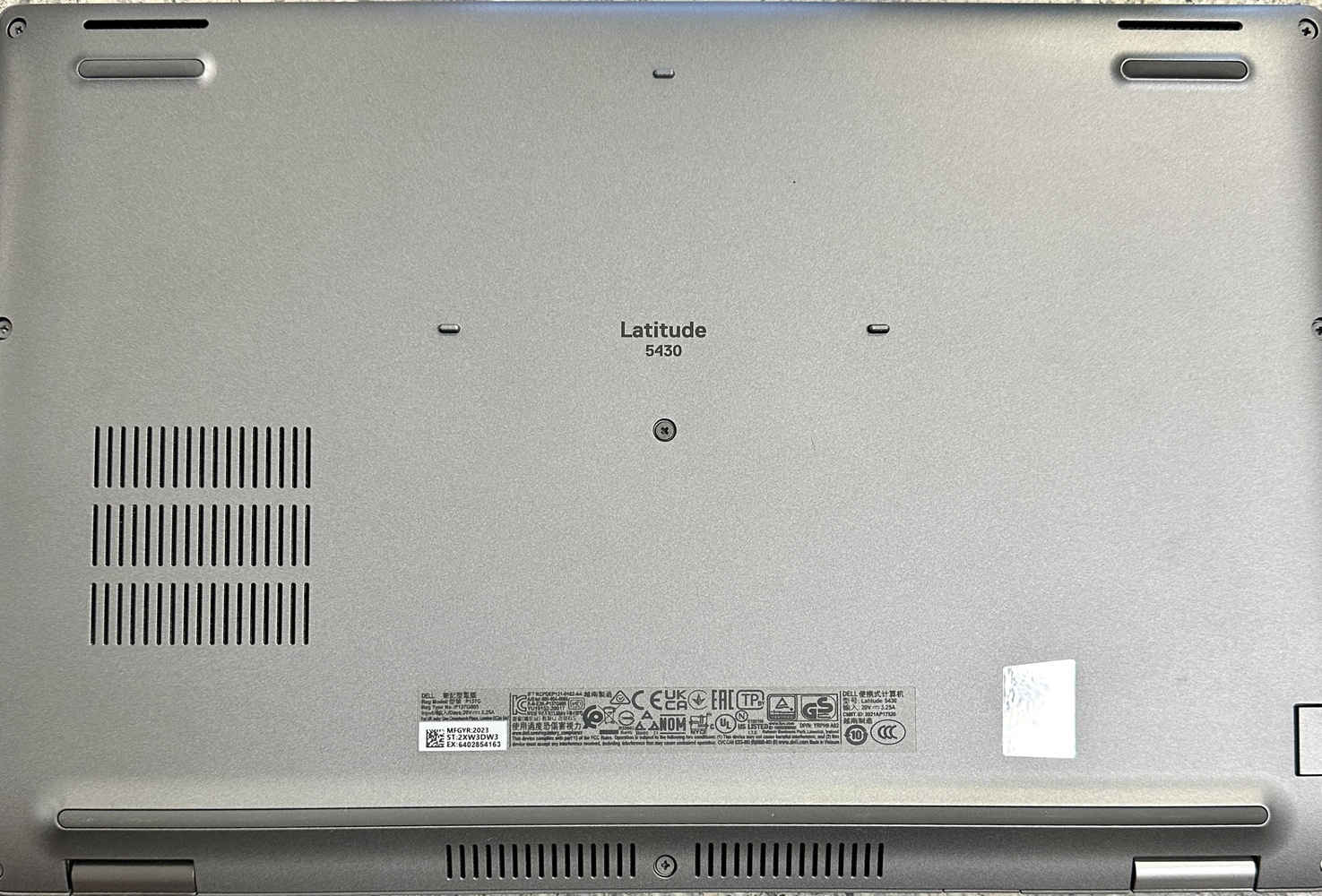 Latitude 5430 Laptop