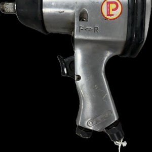PNEAUMATIC IMPACT WRENCH