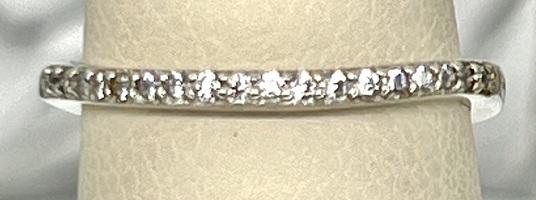  STERLING SILVER BAND RING WITH CZ ACCENT STONES SIZE 4