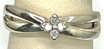  DAINTY 4 STONE FLOWER CLUSTER RING SIZE 6.5