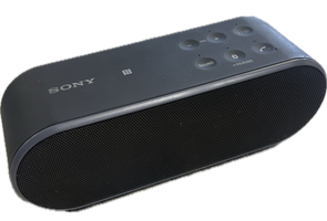 SONY SRS-X2 ULTRA-PORTABLE BLUETOOTH SPEAKER BLACK WITH CHARGER