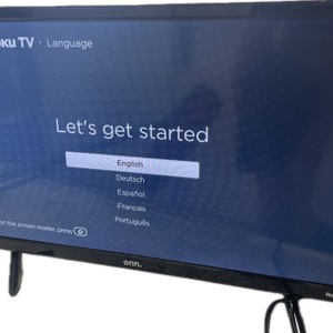 ONN 28IN SMART TV 