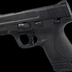 Smith & Wesson M&P 9 SHIELD semi automatic 9mm pistol