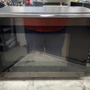 Hamilton Beach 0.9 Cu ft Countertop Microwave Oven