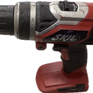 Skil 2898 BATTERY OPERATED DRILL WITH CHARGER