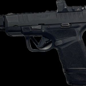 SPRINGFIELD HELLCAT SEMI AUTO 9MM PISTOL WITH HEX WASP SIGHT AND COMPENSATOR