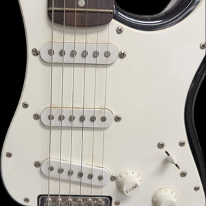 SQUIRE STRAT  STRATOCASTER