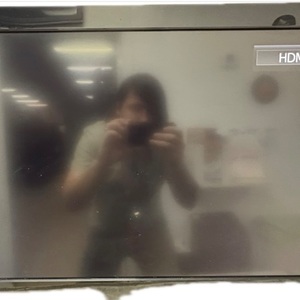 EMERSON LC320EM3F A 32" TV 